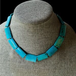 Real Blue Turquoise Bead Necklace with 925 Sterling 
Silver.
VEN21